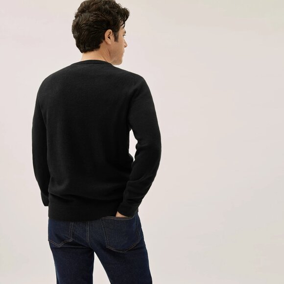 Everlane - Men’s Grade A Cashmere Crewneck Pullover in Black, size Medium - Picture 9 of 11